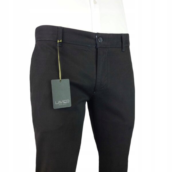 eleganckie-dopasowane-spodnie-dla-ochroniarzy (1)